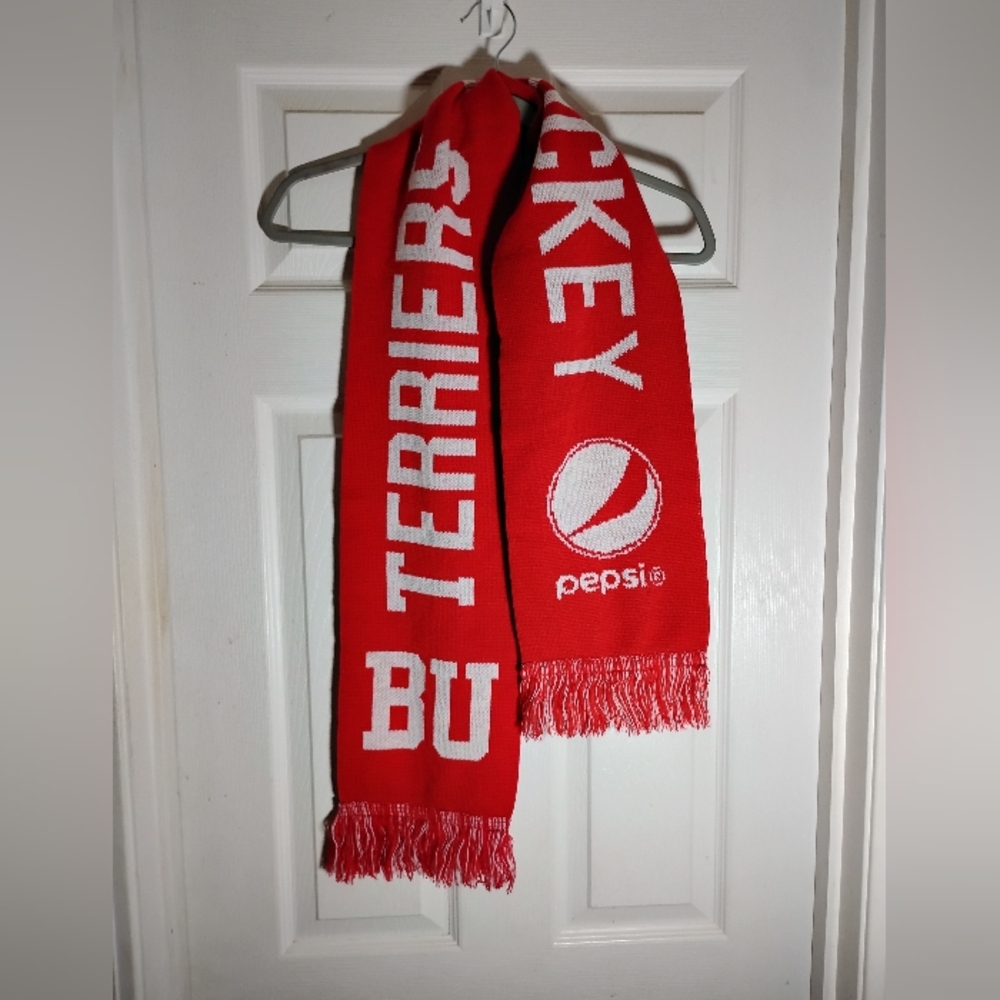 Scarf Boston University Terriers Hockey BU Bleeds Scarlet